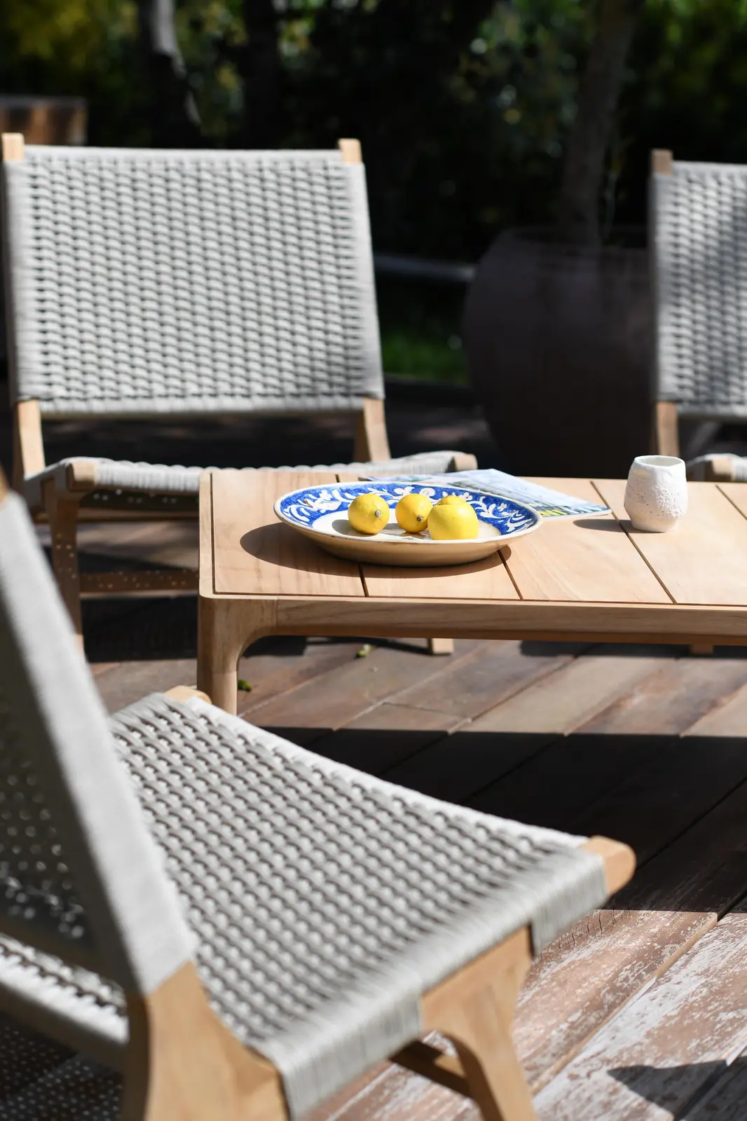 Lumera lounge chairs med Gath lounge table